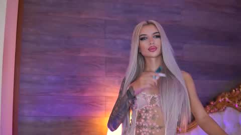 Jessye online show from September 18, 8:51 pm