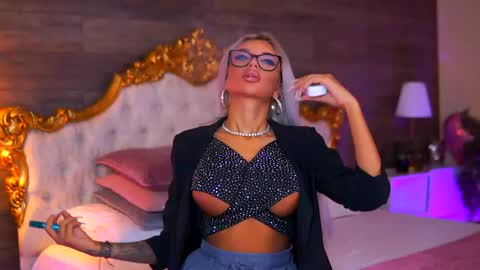 Jessye online show from June 4, 7:51 pm