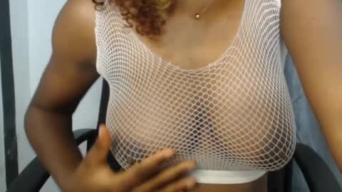 Snapshot of juicy_plumx chatting on February 5, 11:06 pm Wet Baddie online show from February 5, 11:06 pm