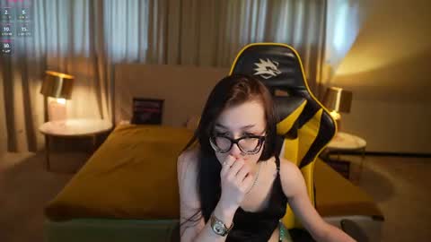 Elza online show from July 30, 2:40 pm