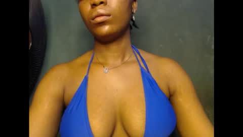 juicycuntx online show from March 15, 7:10 am