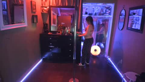 Snapshot of juicyjayxxx69 chatting on March 3, 3:16 am juicyjayxxx69 online show from March 3, 3:16 am