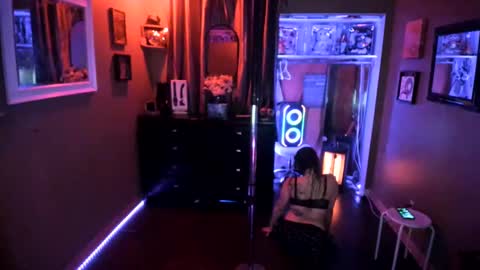 Snapshot of juicyjayxxx69 chatting on January 12, 3:28 am juicyjayxxx69 online show from January 12, 3:28 am