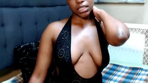 juicyjewelxxx online show from May 1, 7:22 am
