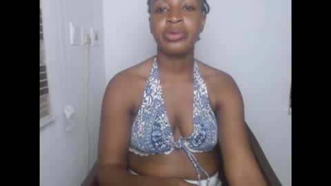 Snapshot of juicykinkx chatting on October 19, 7:05 pm juicykinkx online show from October 19, 7:05 pm