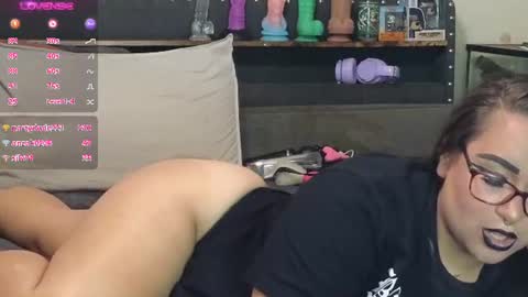 Julesss online show from June 26, 7:42 am