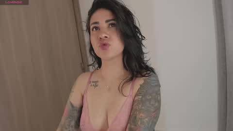 Juli Modelo Independiente online show from October 11, 1:58 pm