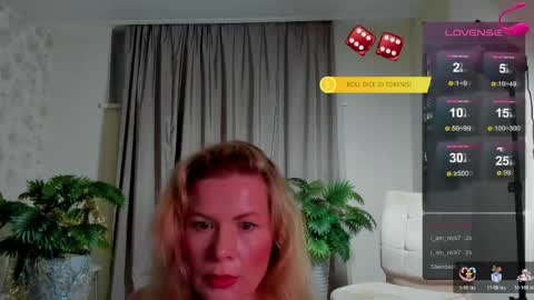 julia_giulia online show from March 11, 8:55 pm
