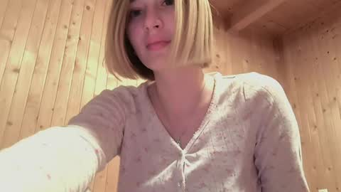 Kate online show from June 6, 6:47 pm