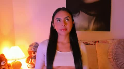 Juliana online show from March 18, 3:11 am