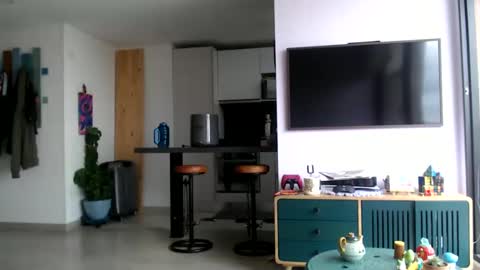 juliana_news online show from February 23, 6:18 pm