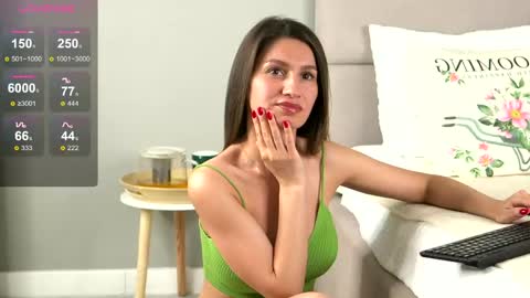 Julie online show from April 24, 12:30 pm