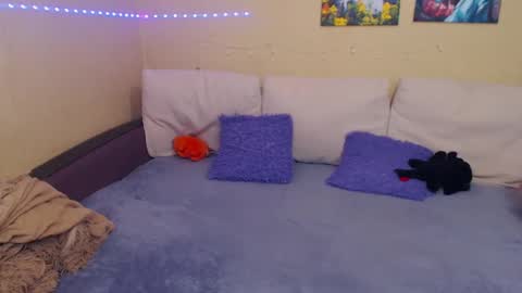 Jul online show from March 10, 3:30 pm