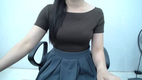 julie9x online show from July 9, 7:33 am