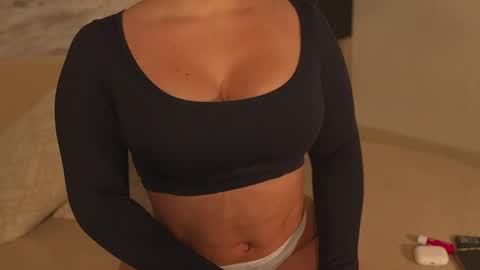 luu online show from March 16, 11:19 pm