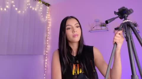 Juliet Bennet online show from July 11, 4:12 am