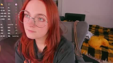 Snapshot of juliet_schoolgirl chatting on October 23, 5:19 pm Juliet online show from October 23, 5:19 pm