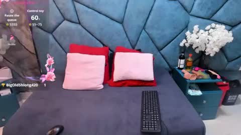 Julieta online show from June 25, 5:56 am