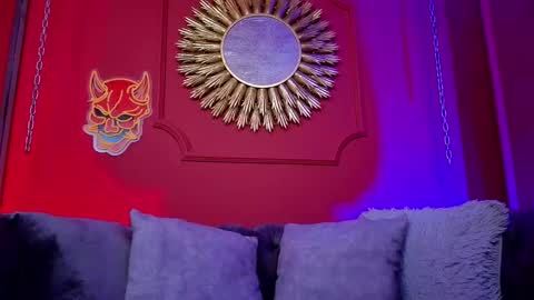 Snapshot of julieta_russell chatting on September 27, 12:23 pm Julieta online show from September 27, 12:23 pm