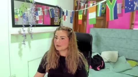 julieta_star69 online show from June 25, 7:26 pm