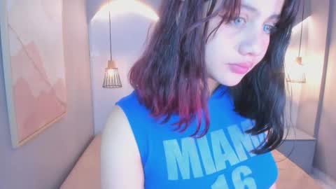 Julieth  online show from November 13, 8:08 pm