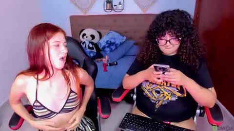 Julieth  online show from October 11, 12:15 am