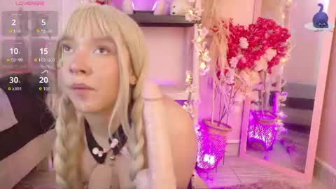 Julieth online show from June 25, 9:38 pm