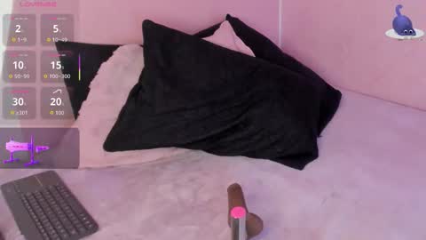 Julieth online show from February 17, 10:20 pm