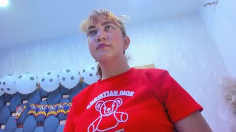 juliette_pretty_ online show from June 29, 7:02 pm