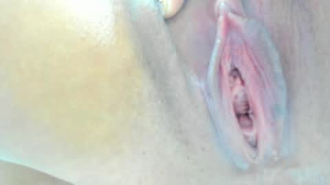 juliette_pretty_ online show from May 2, 9:18 pm