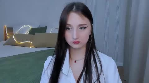 juliettemonli online show from May 24, 7:02 pm