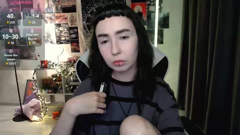 Baroness Von Cringe online show from November 8, 4:01 pm