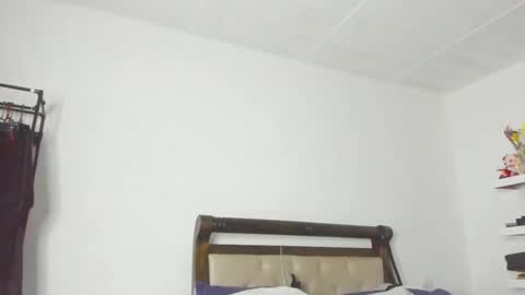 jessica online show from December 22, 6:27 am