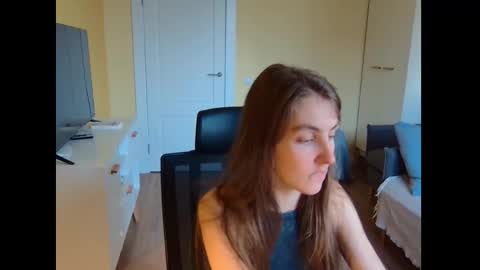 Dary online show from November 13, 1:10 pm