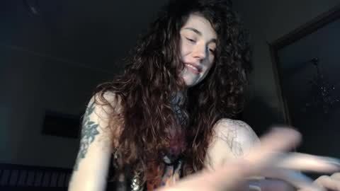 Ginger Curly online show from May 26, 1:10 pm
