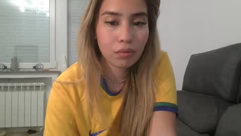 justbribri online show from March 17, 8:46 pm