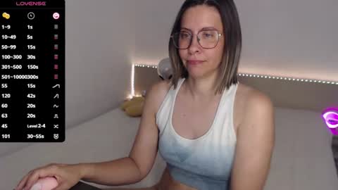 Julie online show from July 18, 4:38 am