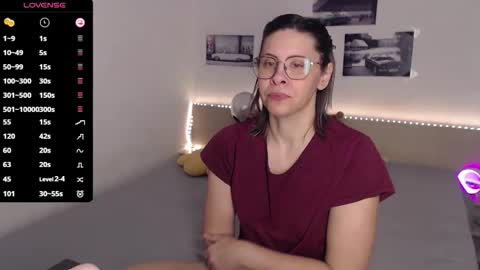 Julie online show from February 17, 4:56 am