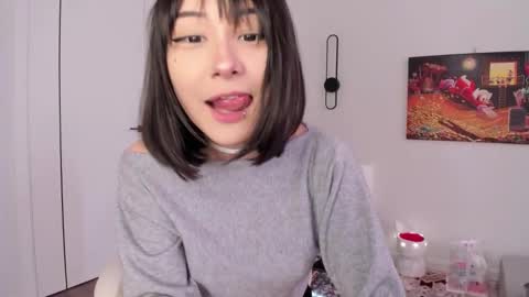 Kaoru online show from March 8, 10:30 am