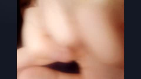 Snapshot of kacilangowski chatting on October 16, 3:25 pm Nika online show from October 16, 3:25 pm