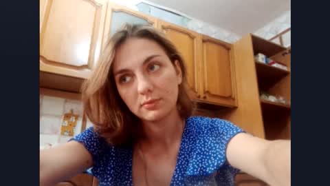 Snapshot of kacilangowski chatting on September 28, 2:22 pm Nika online show from September 28, 2:22 pm