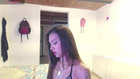 kaeliyh online show from March 13, 8:32 pm