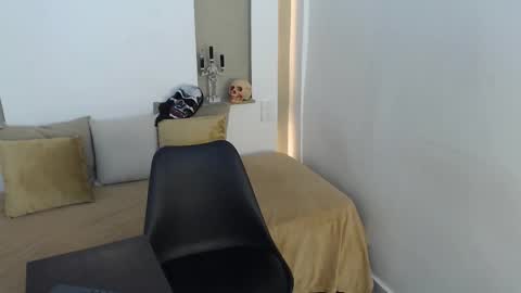 Karina online show from October 18, 3:04 pm