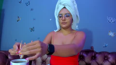 kaira_mosse_ online show from June 11, 11:40 am