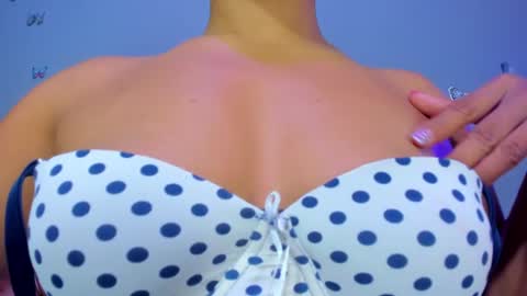kaira_mosse_ online show from June 12, 3:20 pm