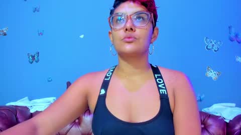 kaira_mosse_ online show from June 17, 11:55 am