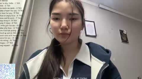 Sakura online show from April 24, 3:15 pm