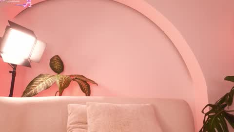 Snapshot of kali_hiill chatting on October 3, 6:18 am Sweet Kali online show from October 3, 6:18 am