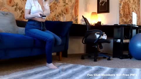 Tara Smith online show from January 12, 4:18 pm