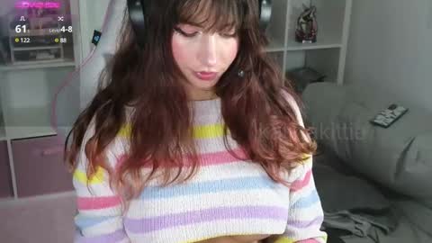 Snapshot of kalina_kittie chatting on February 23, 12:37 am Kalina Kittie online show from February 23, 12:37 am